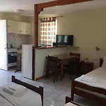 Nyaraló σαραντησ μαρκόπουλος Lakíthra