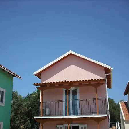 Holiday home σαραντησ μαρκόπουλος