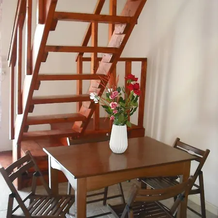 Feriehus σαραντησ μαρκόπουλος Lakíthra