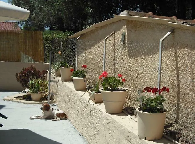 Holiday home σαραντησ μαρκόπουλος *