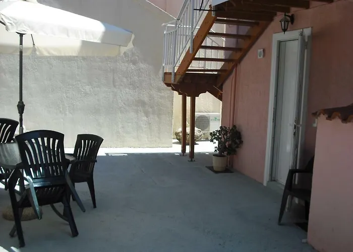 σαραντησ μαρκόπουλος *